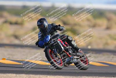 media/Nov-06-2023-Moto Forza (Mon) [[ce023d0744]]/3-Intermediate Group/Session 5 (Turn 4)/